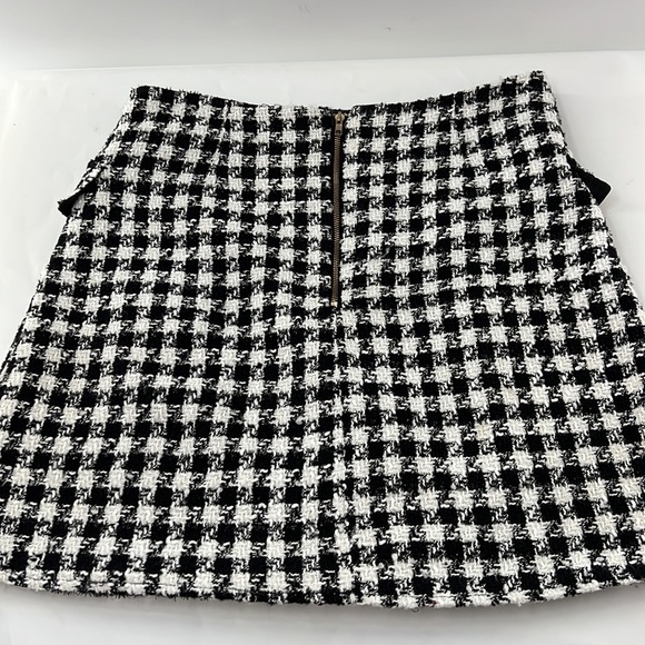 Alya Plaid Mini Skirt - Picture 8 of 10